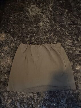 PrettyLittleThing Black Elastic Waist Mini Skirt